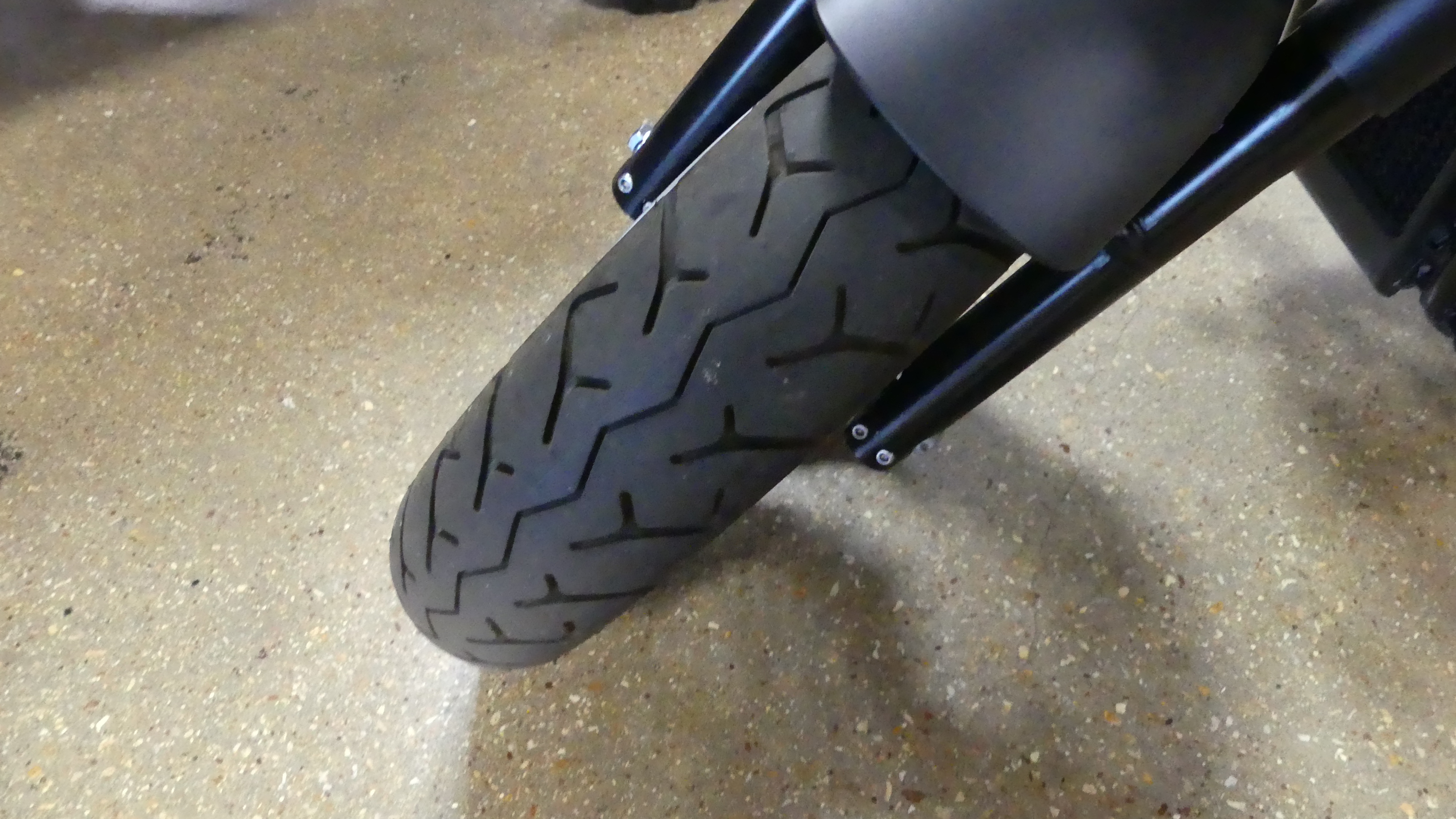 2023 Honda Shadow Phantom - Photo 9