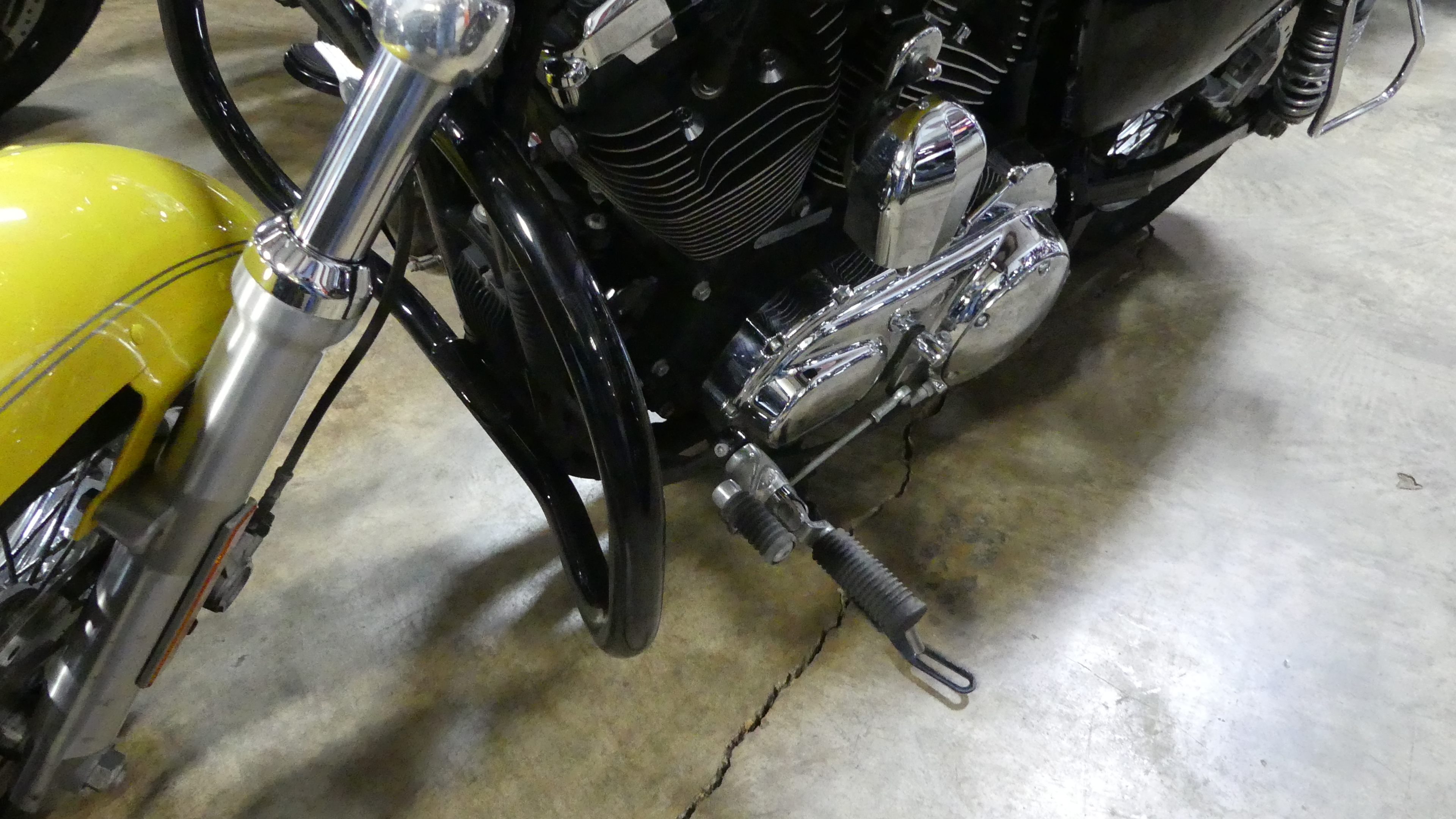 2017 Harley-Davidson® 1200 Custom - Photo 8