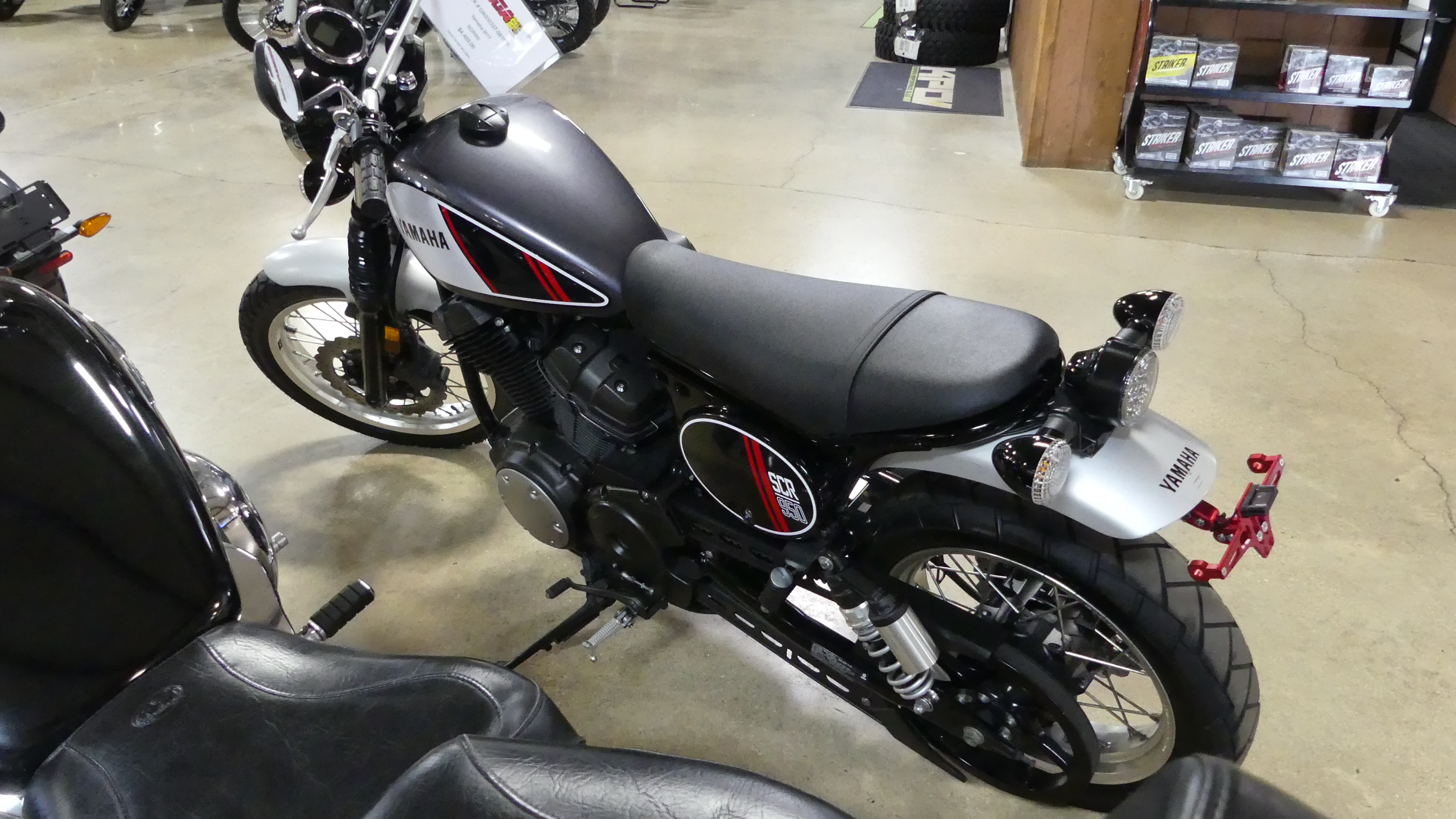 2017 Yamaha SCR950 - Photo 4