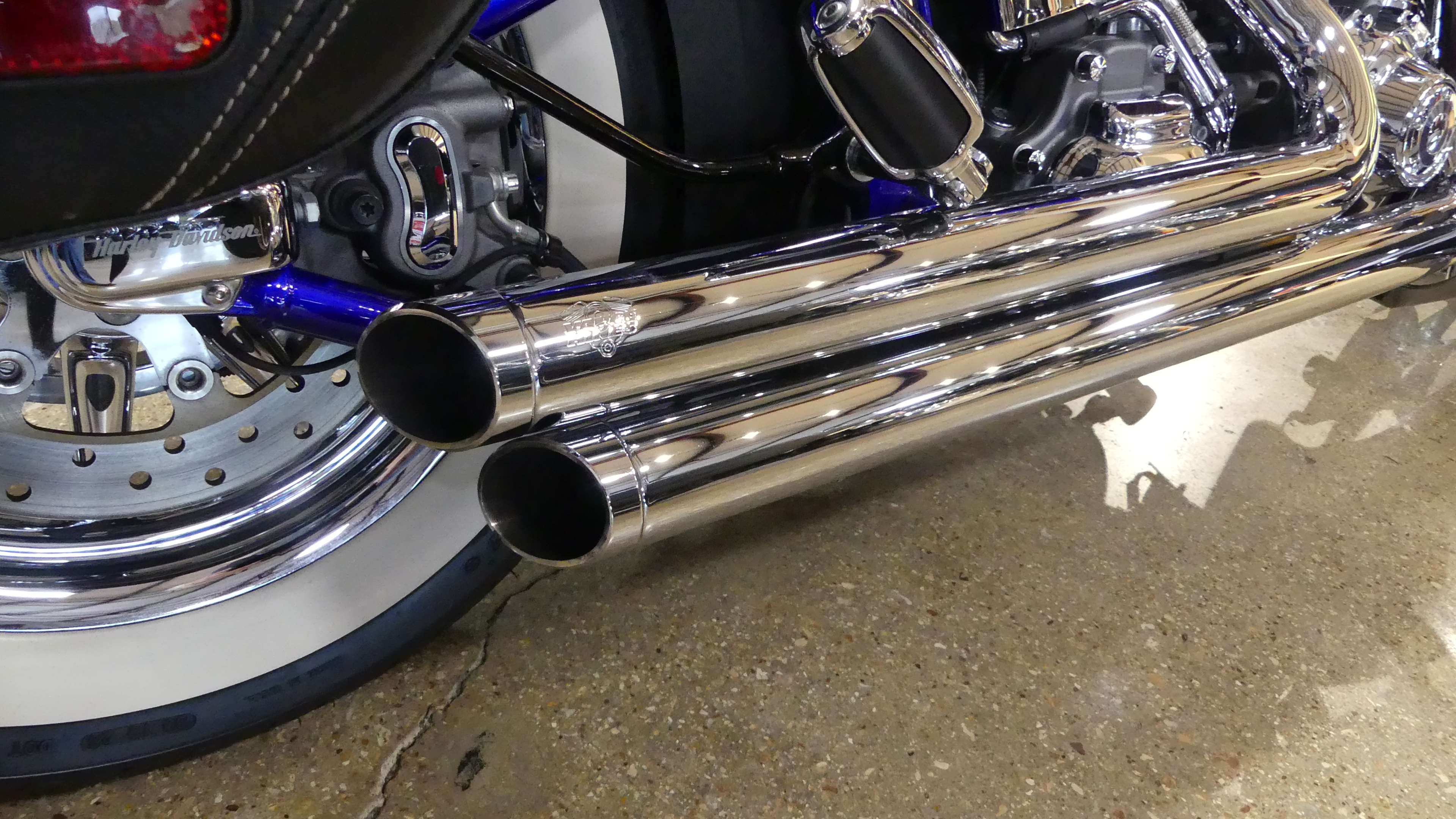 2014 Harley-Davidson® CVO™ Softail® Deluxe - Photo 5
