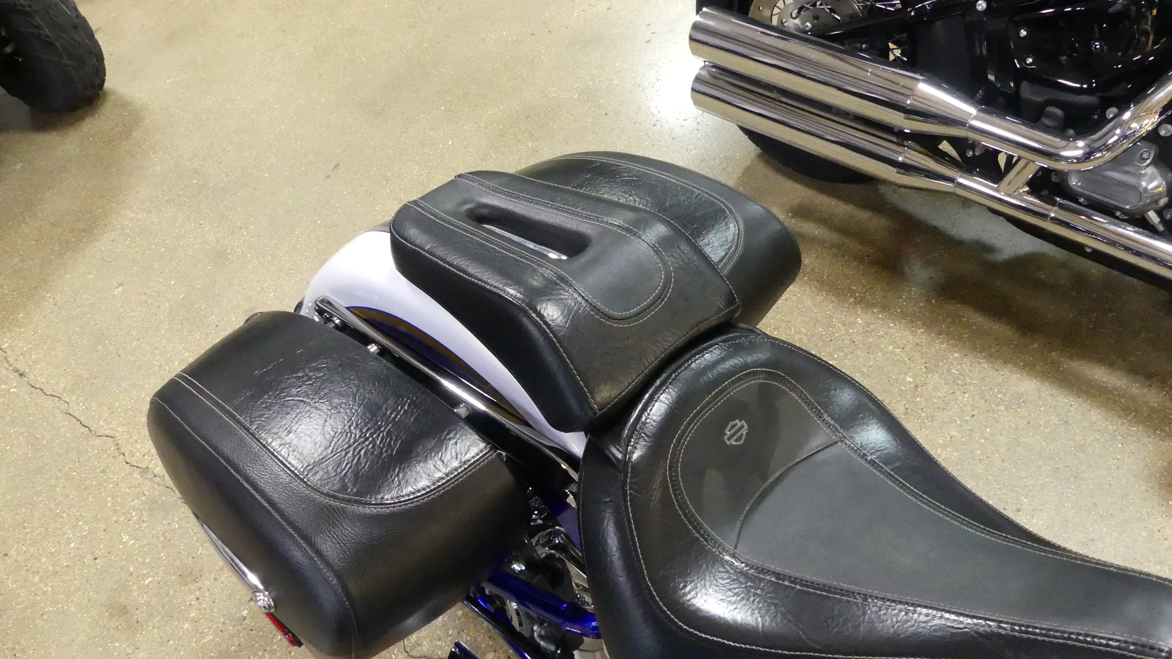 2014 Harley-Davidson® CVO™ Softail® Deluxe - Photo 10