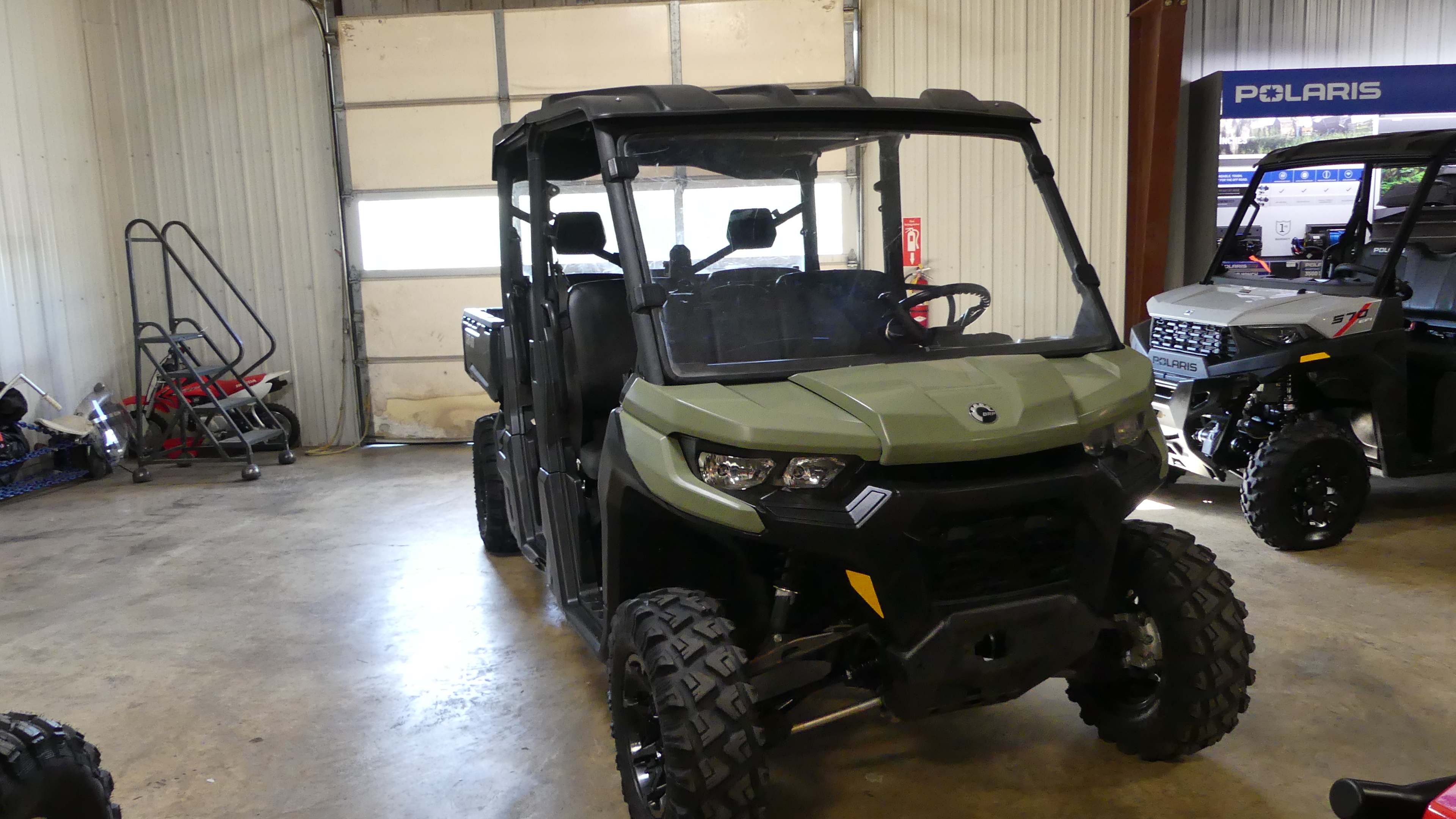 2020 Can-Am Defender MAX DPS HD8