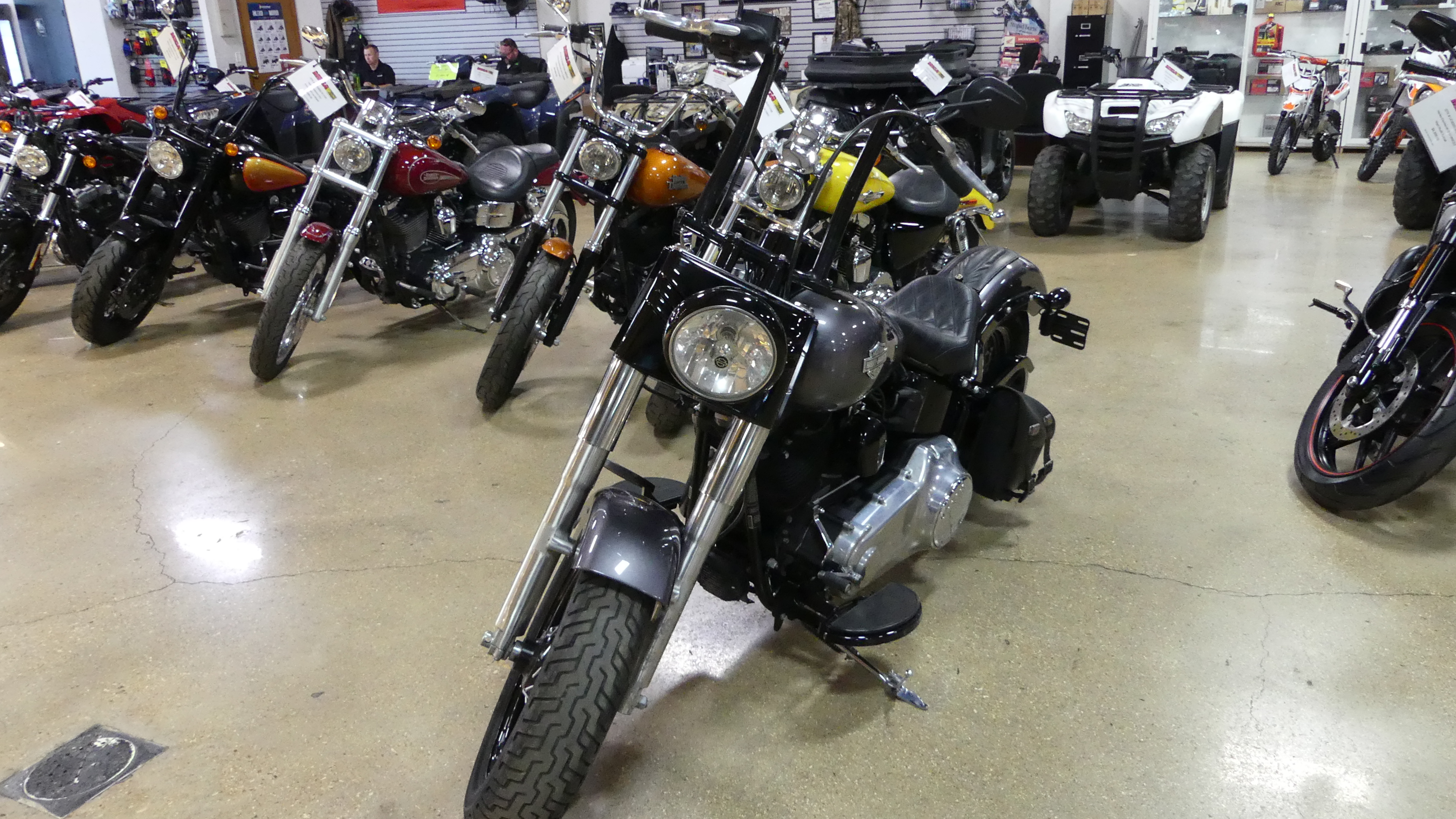 2016 Harley-Davidson® Softail Slim® - Photo 13