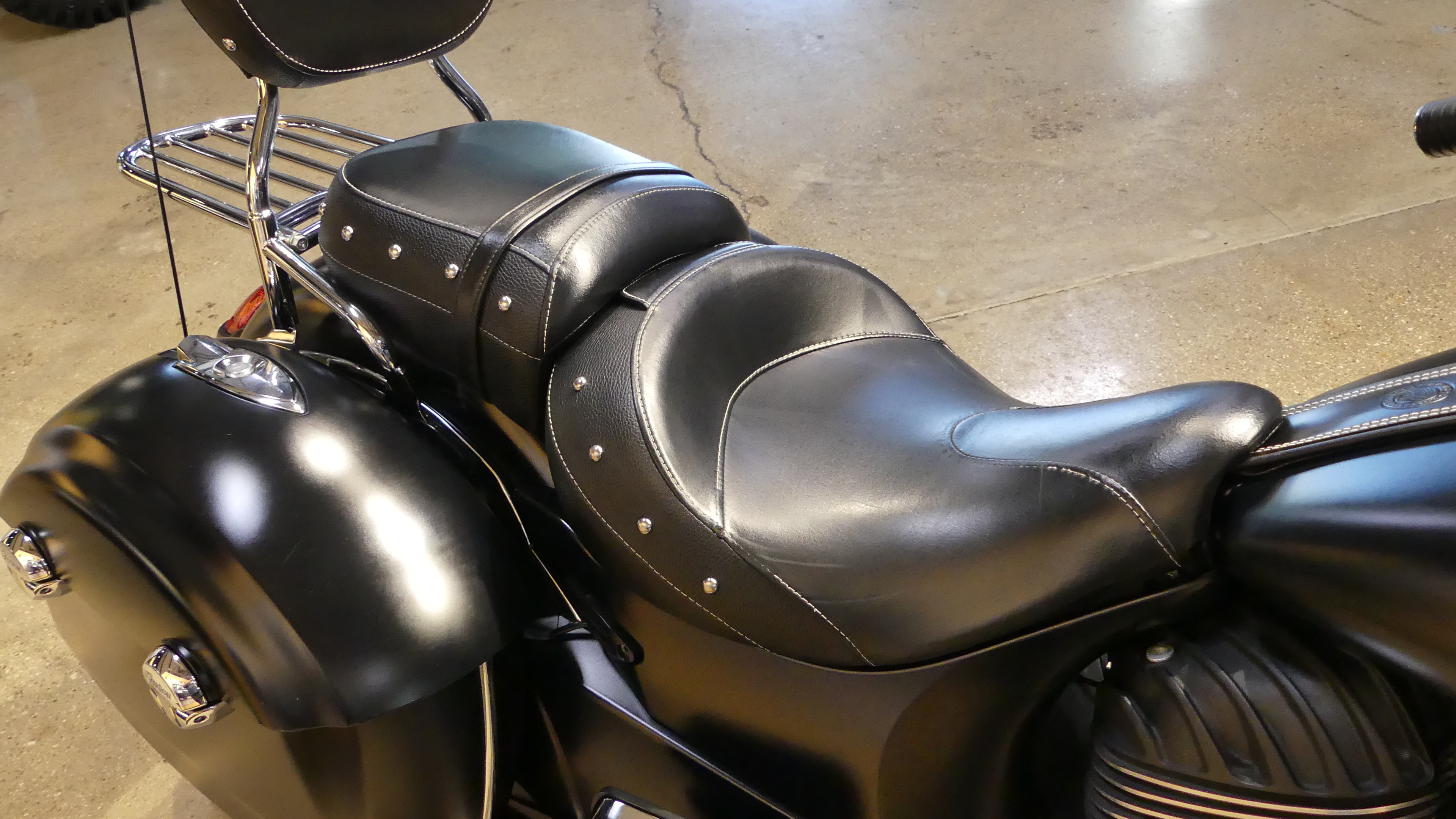 2016 Indian Motorcycle Chieftain Dark Horse - Photo 4