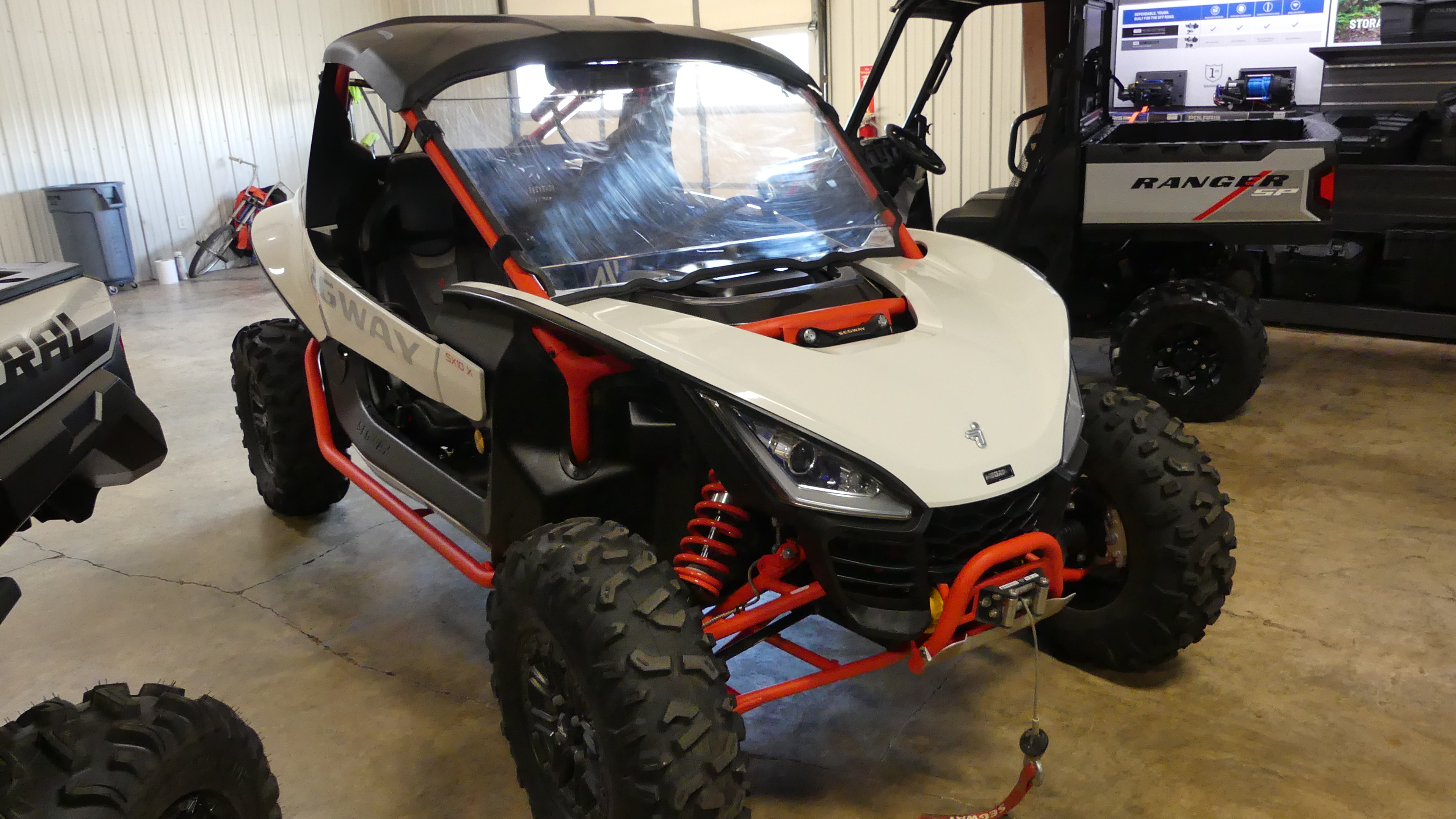 2023 Segway Powersports Villain SX10 X