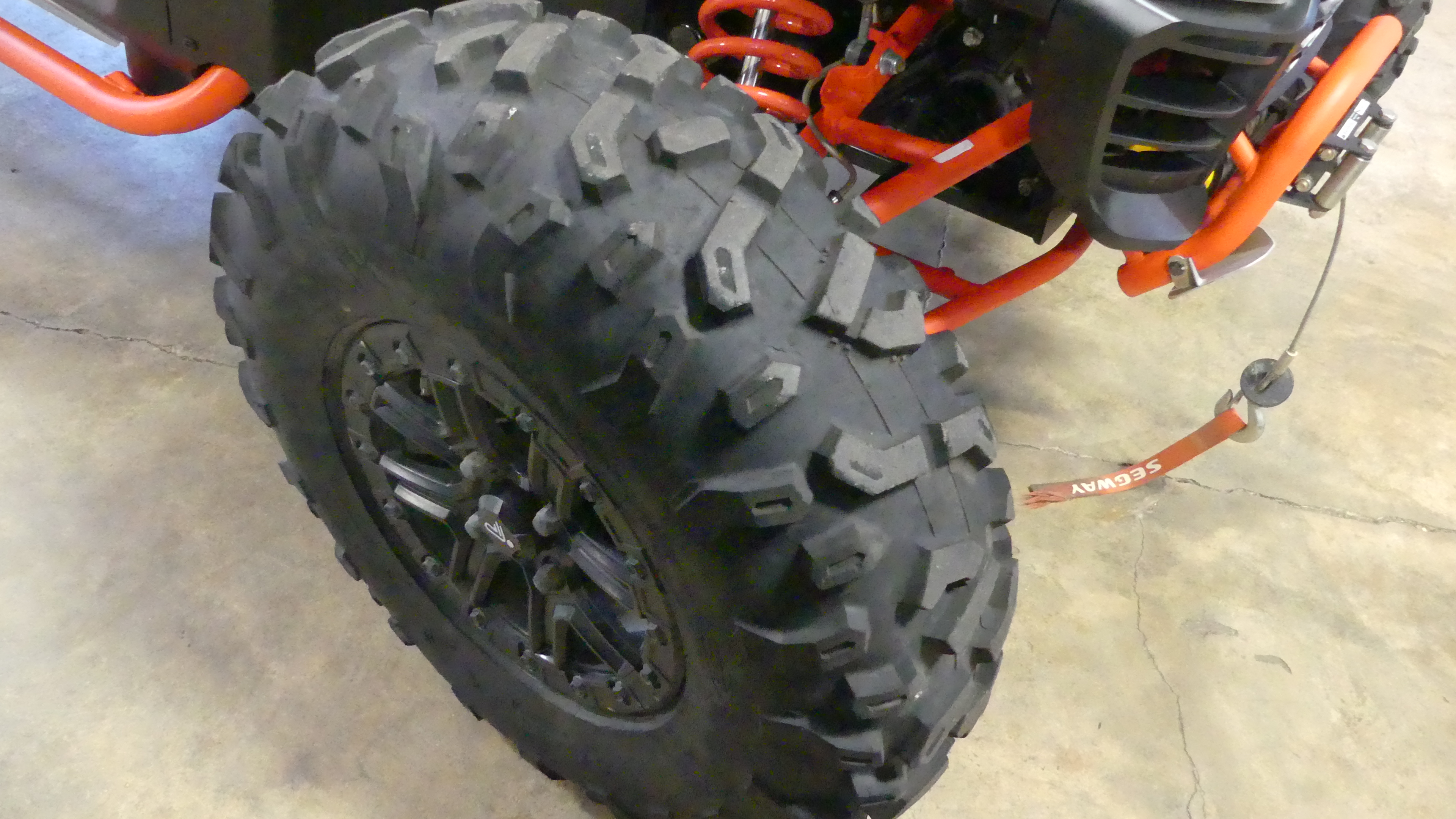2023 Segway Powersports Villain SX10 X - Photo 2