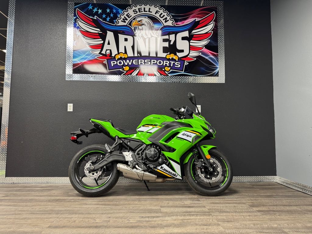 2025 Kawasaki Ninja® 650 ABS KRT Edition