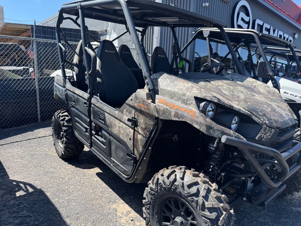 2025 Kawasaki Teryx4™ S Camo