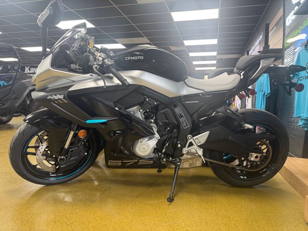 2025 CFMOTO 675SS