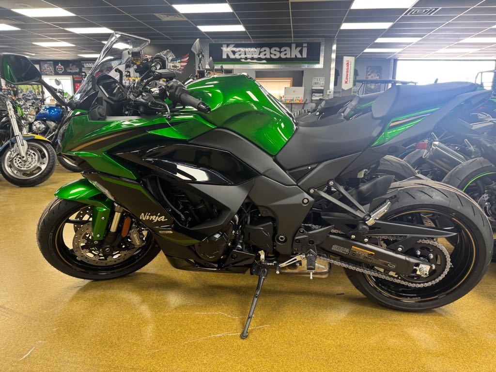 2025 Kawasaki Ninja® 1100SX SE ABS