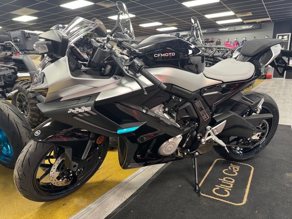 2025 CFMOTO 675SS