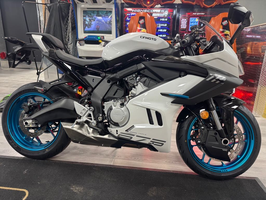 2025 CFMOTO 675SS