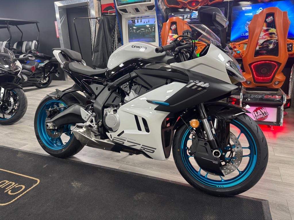 2025 CFMOTO 675SS