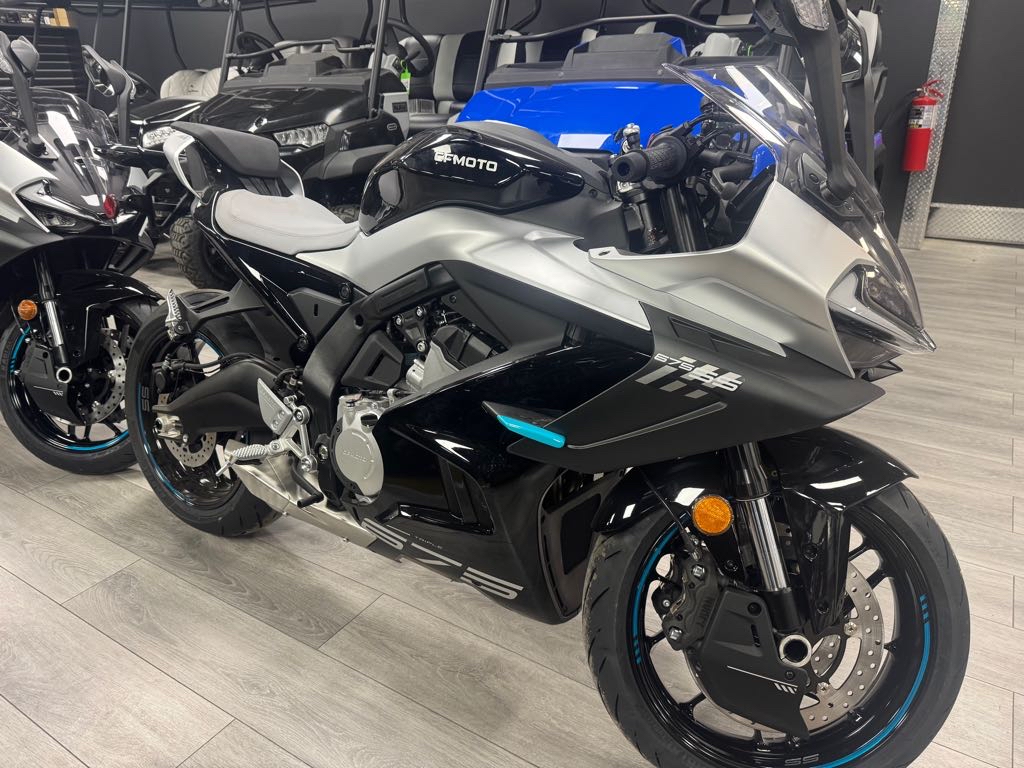 2025 CFMOTO 675SS