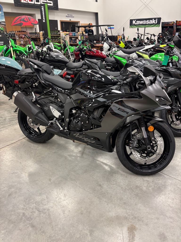 2026 Kawasaki Ninja® ZX™-6R for Sale | Arnie's Powersports - Minot