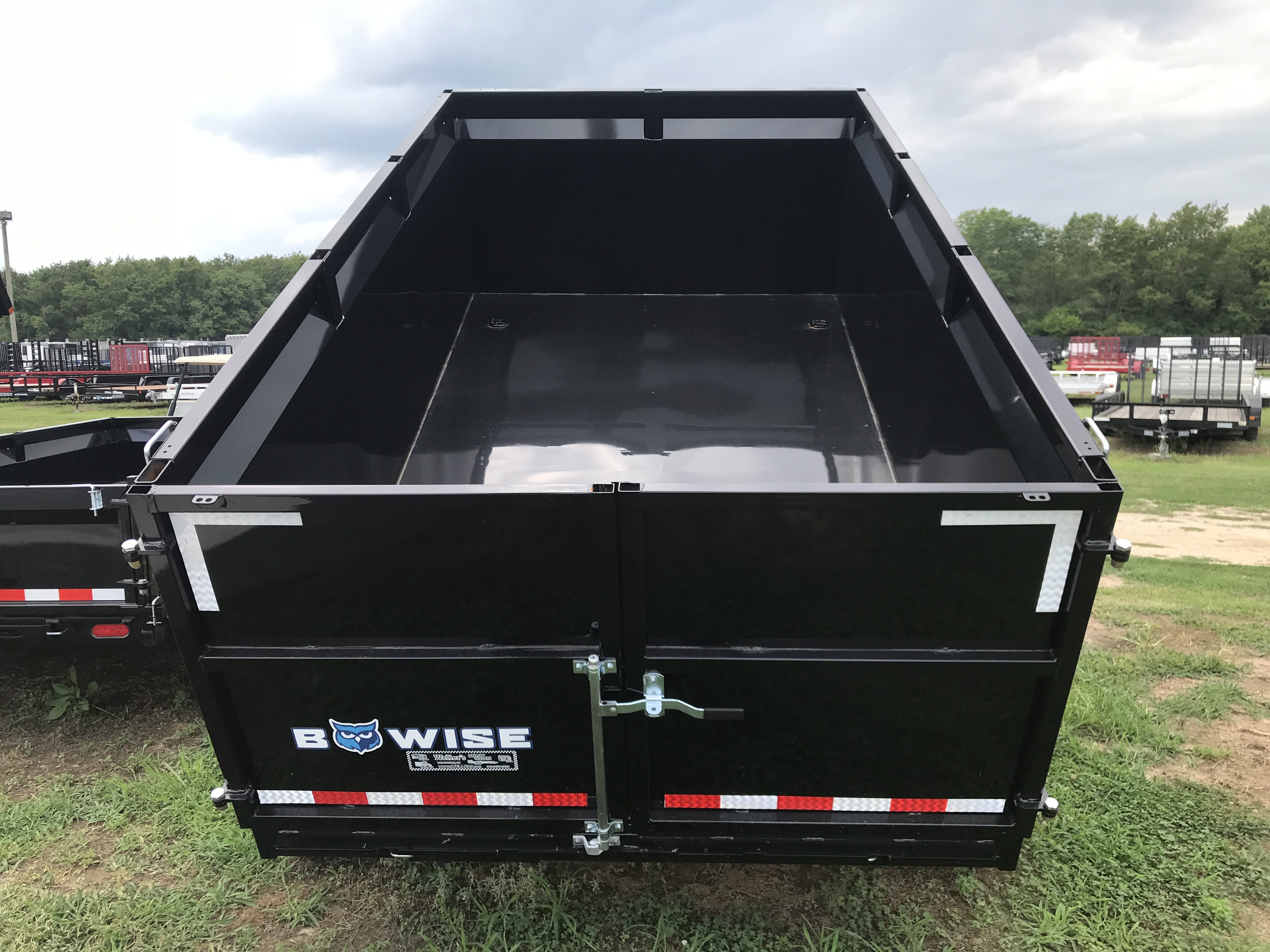 2027 BWise DT712LP-LE-12H photo 2