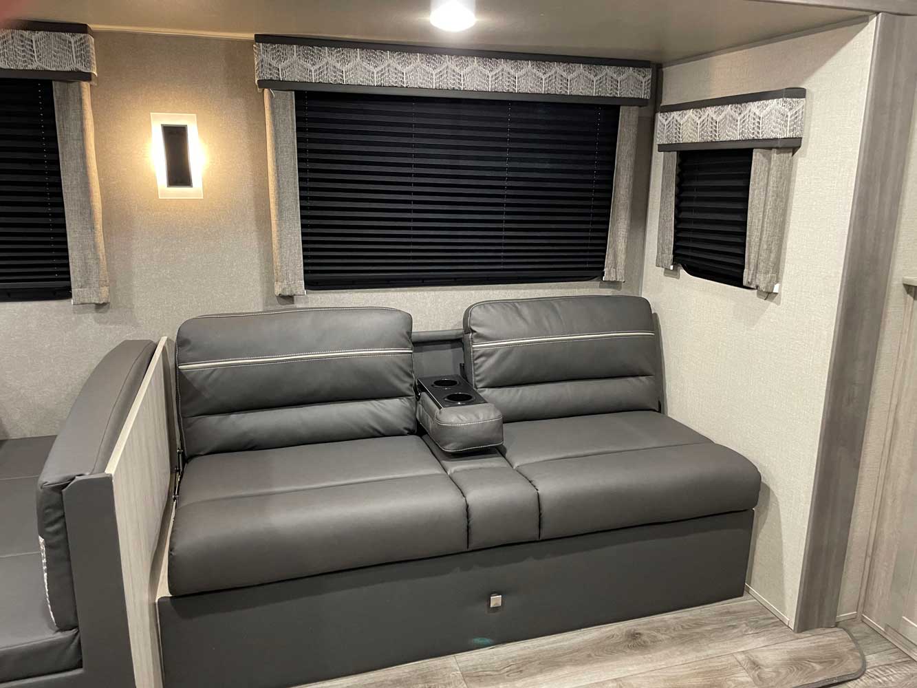 2022 Coachmen Catalina Travel Trailers CAT243RBSLE - Photo 11
