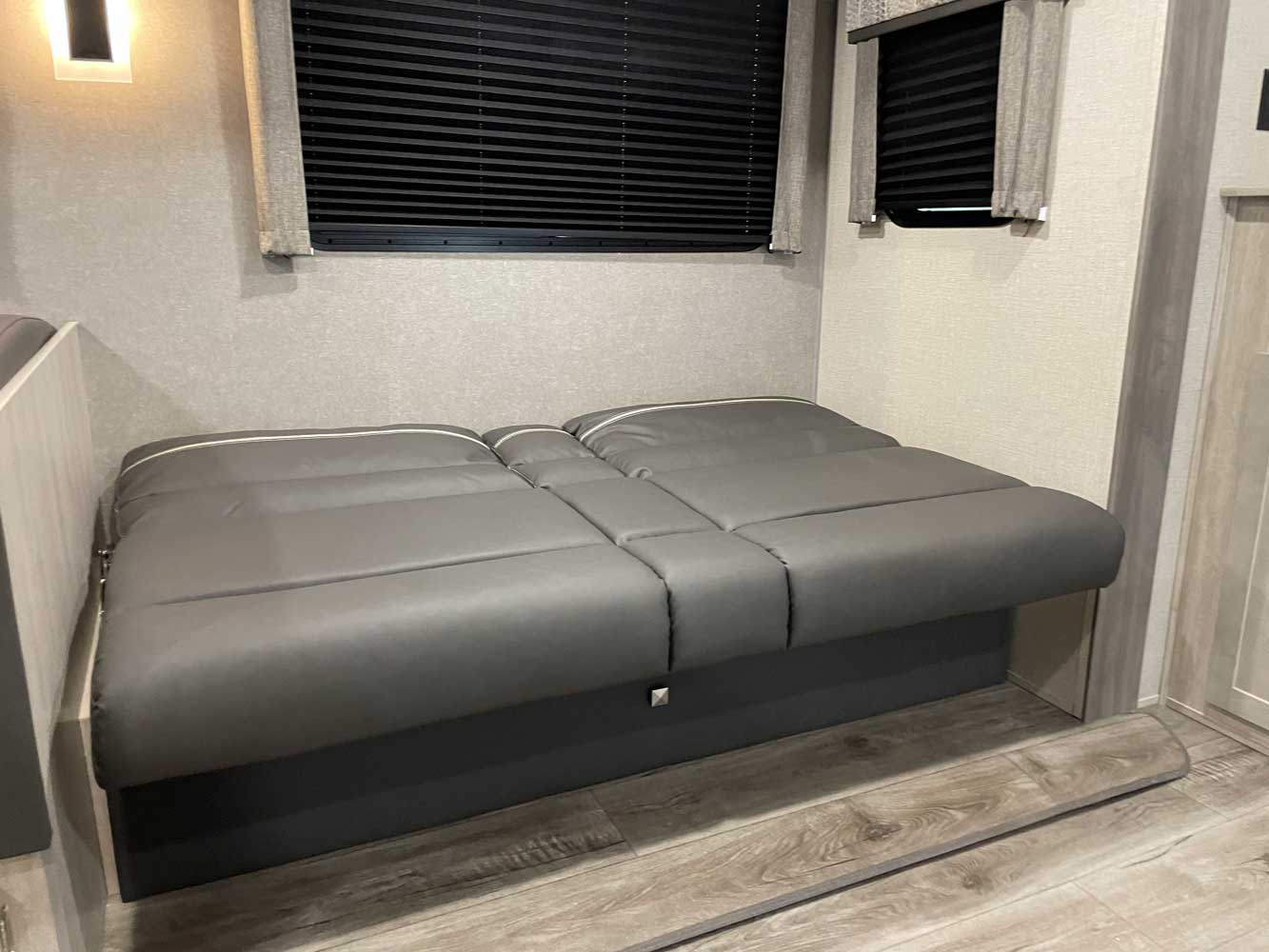 2022 Coachmen Catalina Travel Trailers CAT243RBSLE - Photo 12