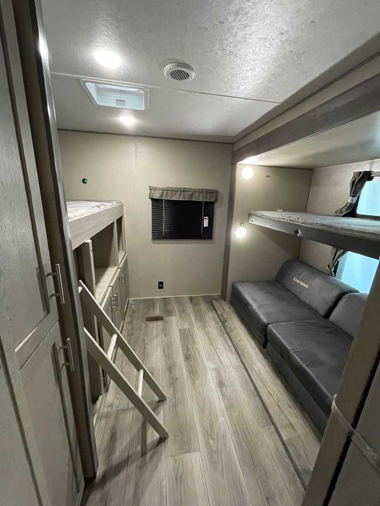 2022 Coachmen Catalina Travel Trailers 323 BHDS CK - Photo 18