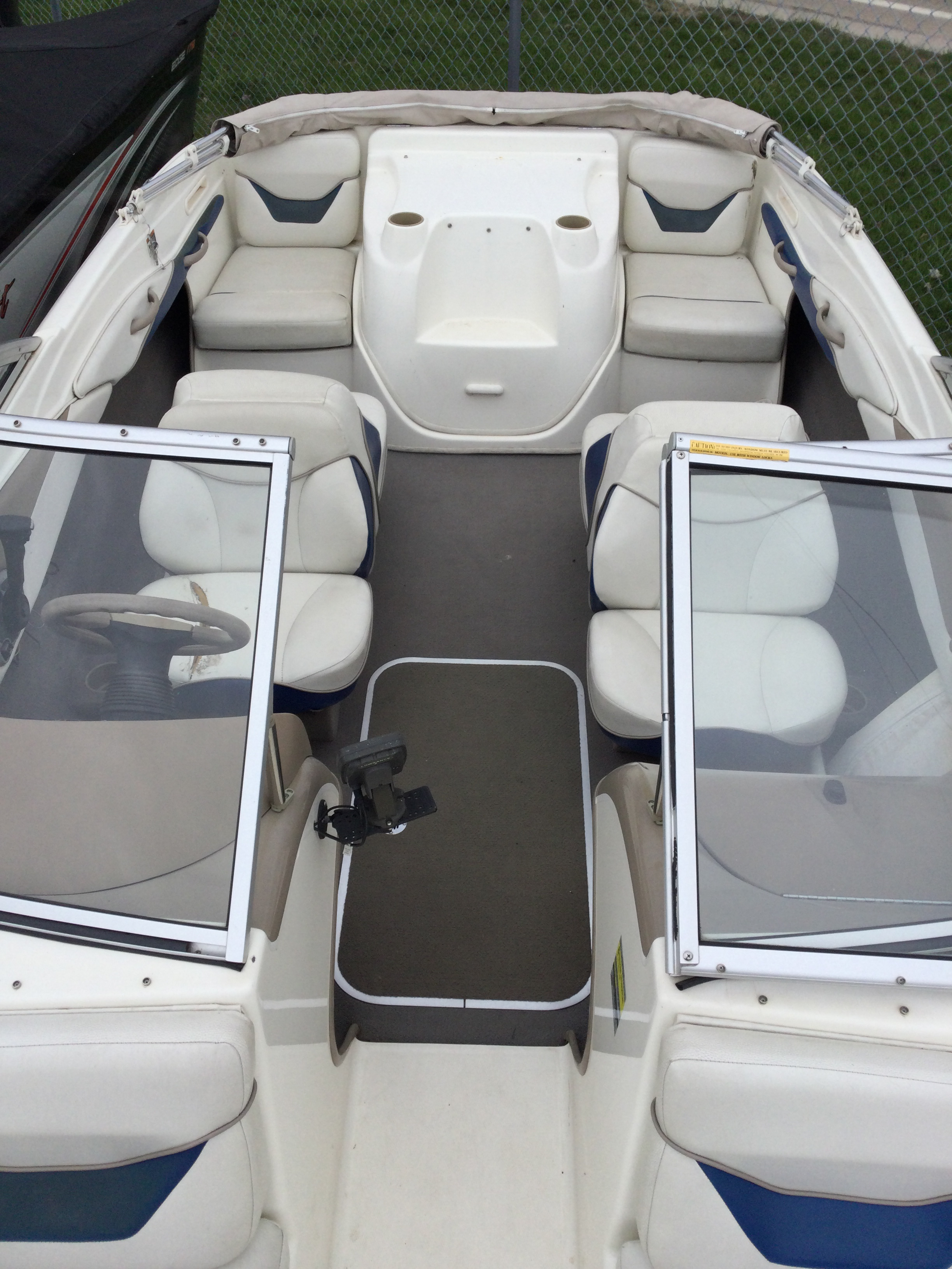 2004 Bayliner CAPRI 185 BR 3.0L - Photo 18