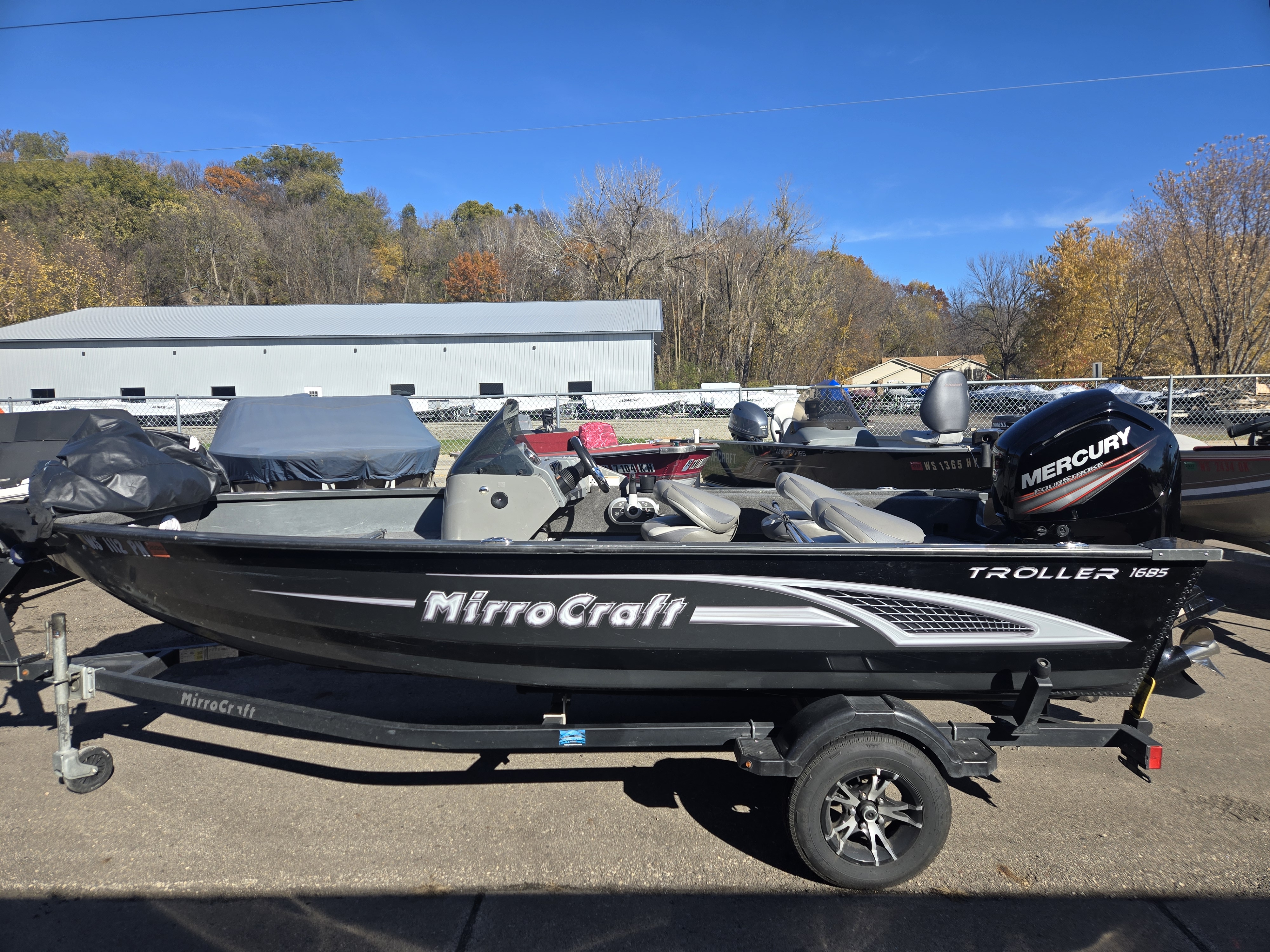 2017 MirroCraft 1685 Troller EXP