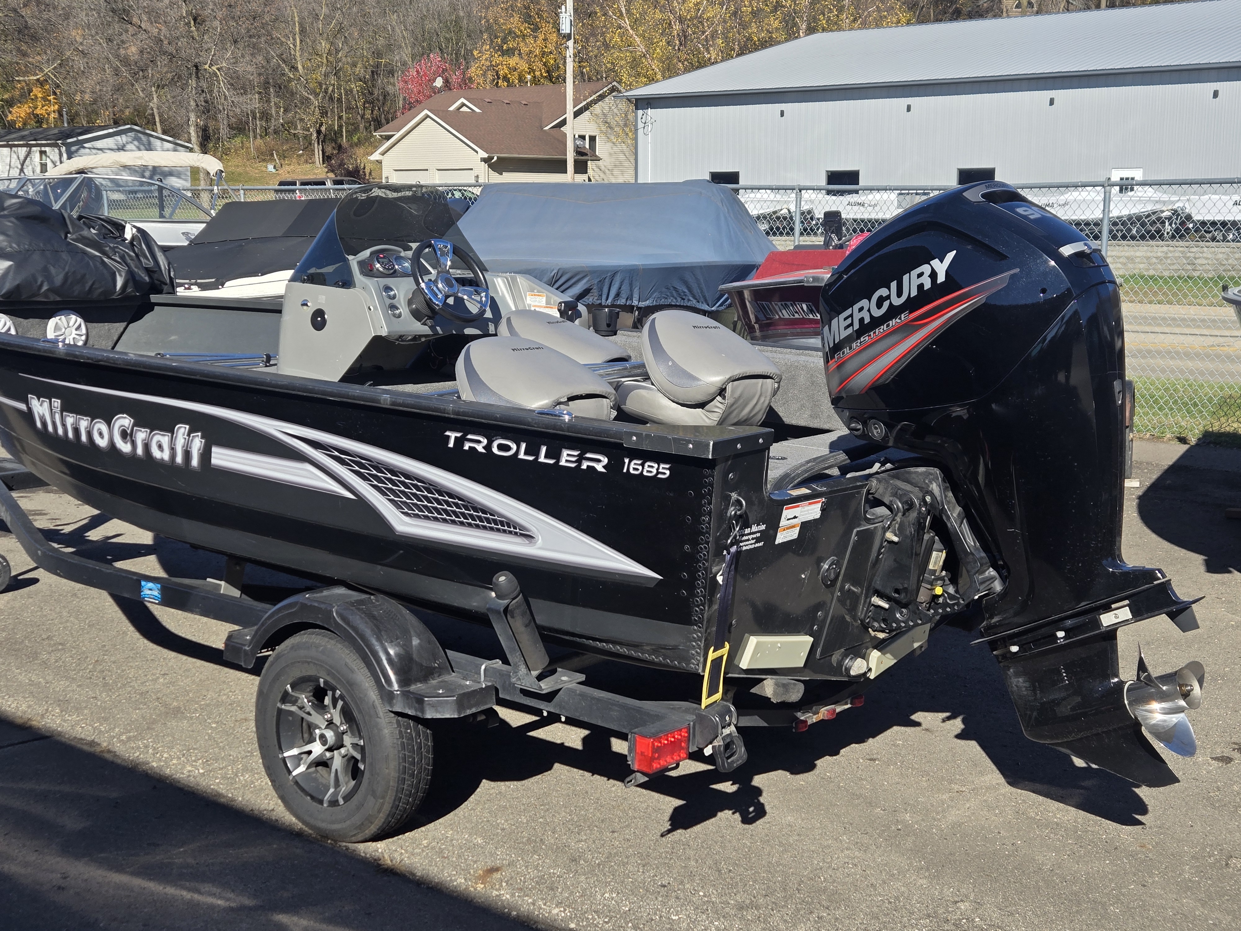 2017 MirroCraft 1685 Troller EXP - Photo 3