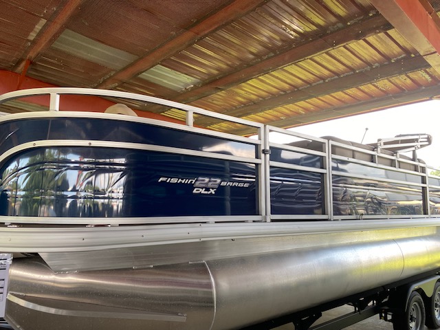 2025 Sun Tracker FISHING BARGE 22 DLX