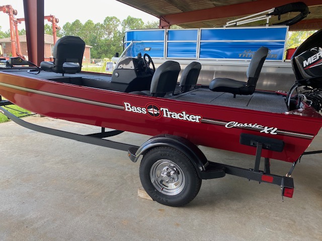 2026 Tracker Boats Bass Tracker® Classic XL
