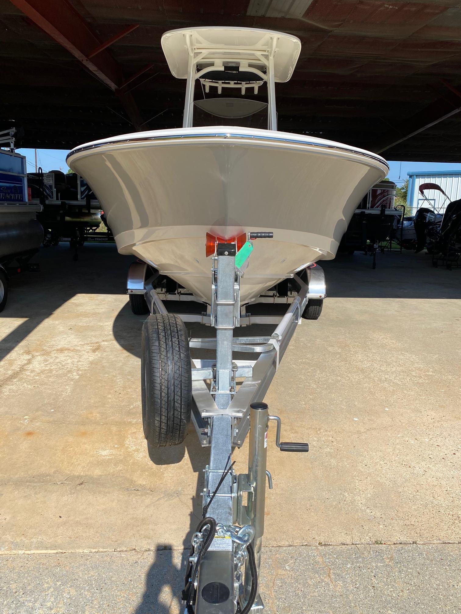 2026 Boston Whaler 220 DAUNTLESS - Photo 11