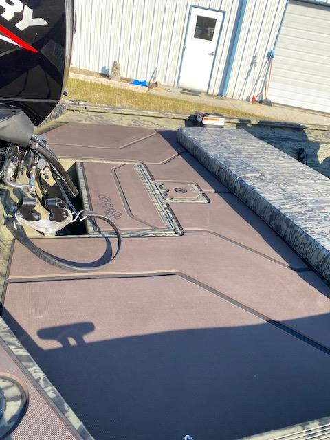 2026 Tracker Boats Grizzly 1860 CC - Photo 2