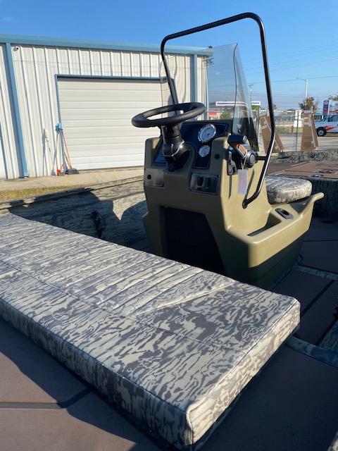 2026 Tracker Boats Grizzly 1860 CC - Photo 3