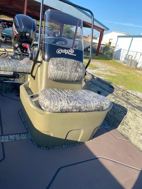 2026 Tracker Boats Grizzly 1860 CC - Photo 4