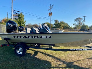 2026 Tracker Boats Pro Team™ 175 Crappie Edition - Photo 2