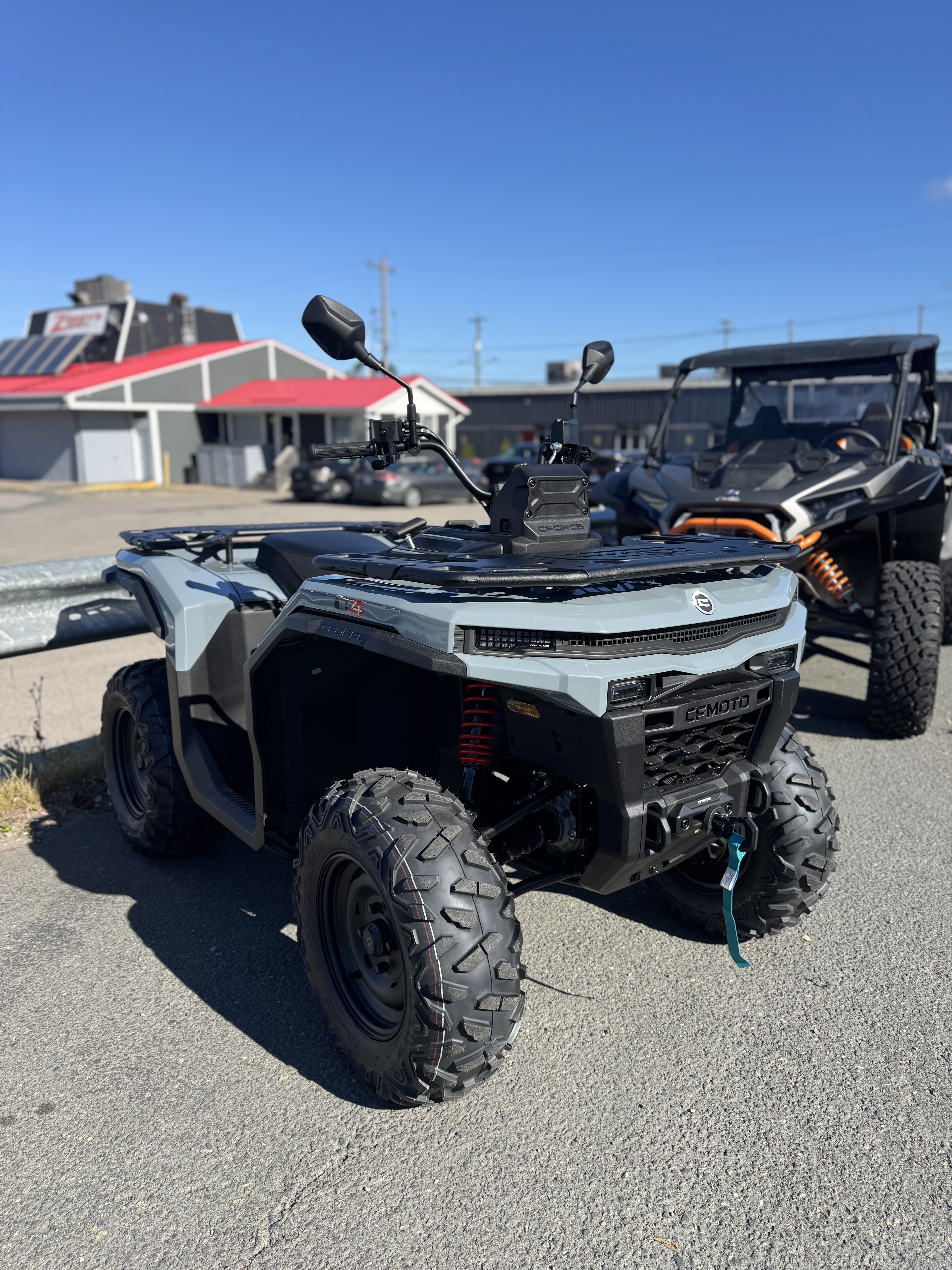 2027 CFORCE C4