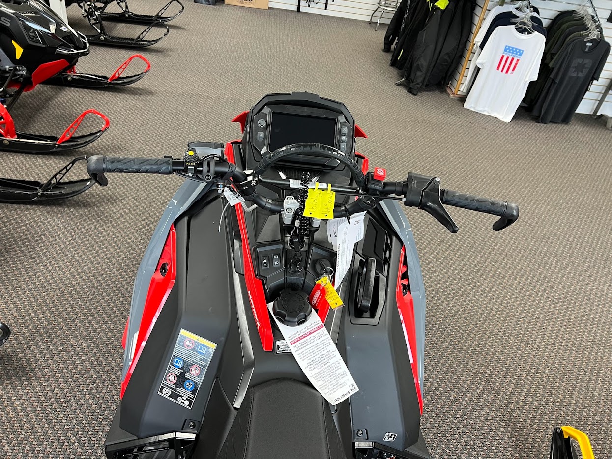 2024 Polaris 850 PRO RMK SLASH 155 - Photo 5