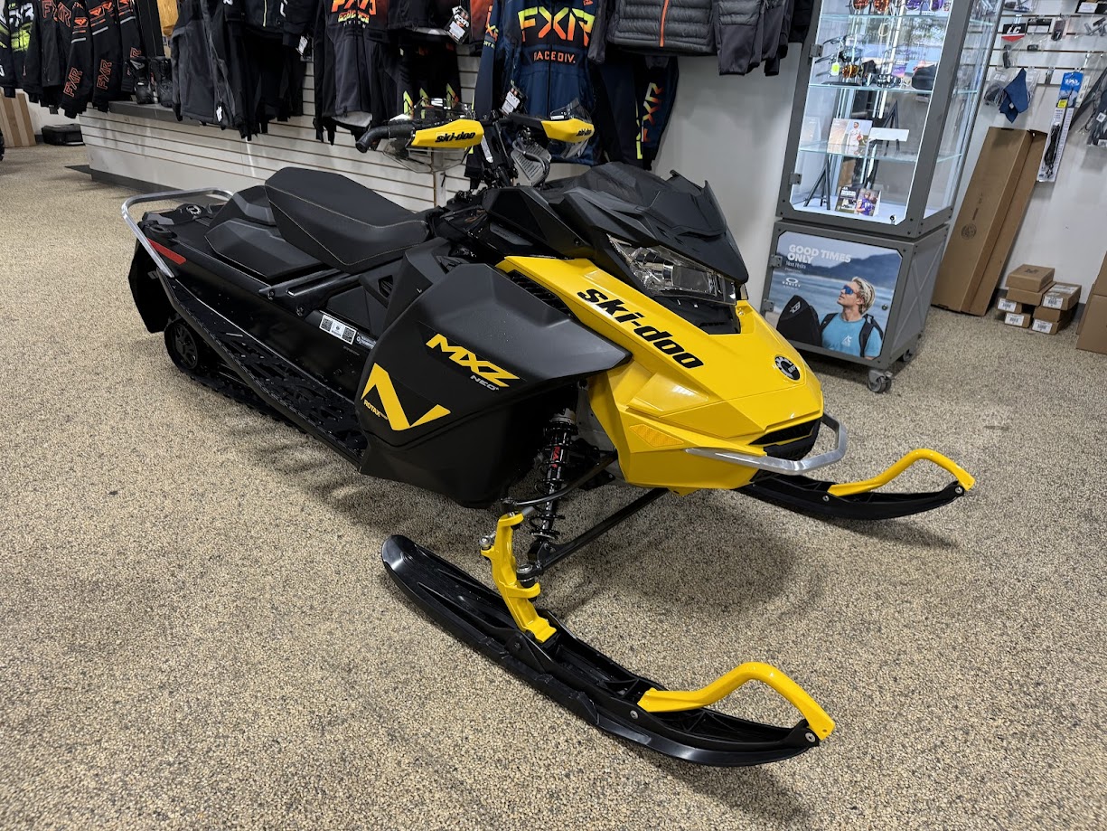 2025 Ski-Doo MXZ NEO+ 600 EFI 1.25" E.S