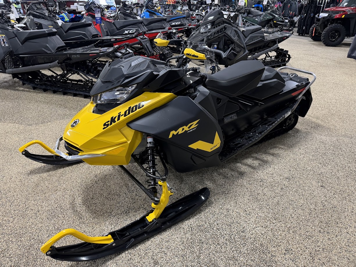 2025 Ski-Doo MXZ NEO+ 600 EFI 1.25" E.S - Photo 3