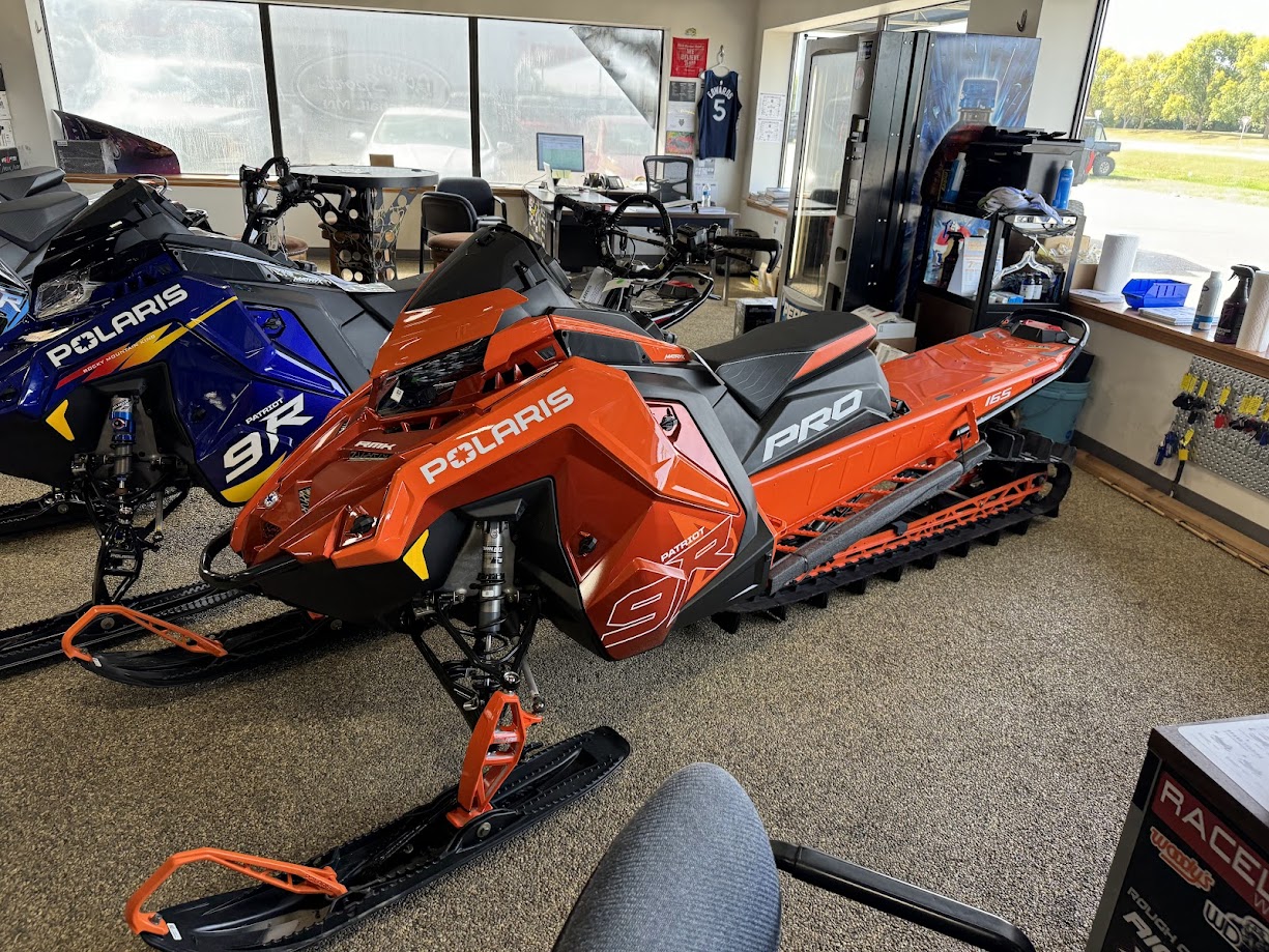 2024 Polaris 9R PRO RMK SLASH 165