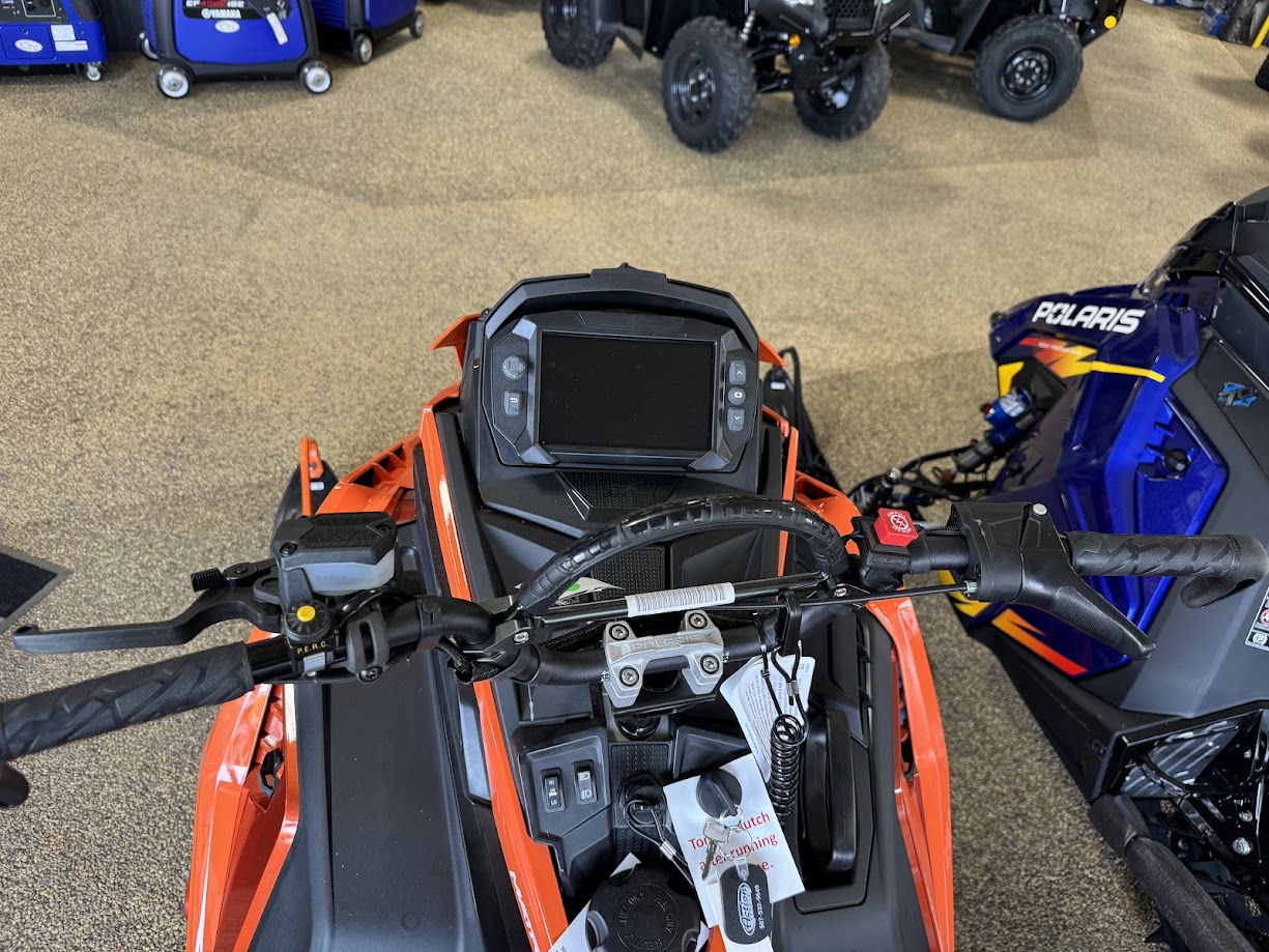 2024 Polaris 9R PRO RMK SLASH 165 - Photo 6