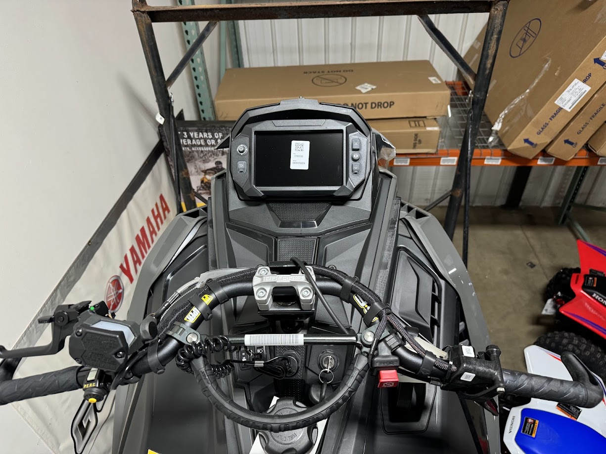 2025 Polaris BOOST PRO RMK 155 - Photo 3