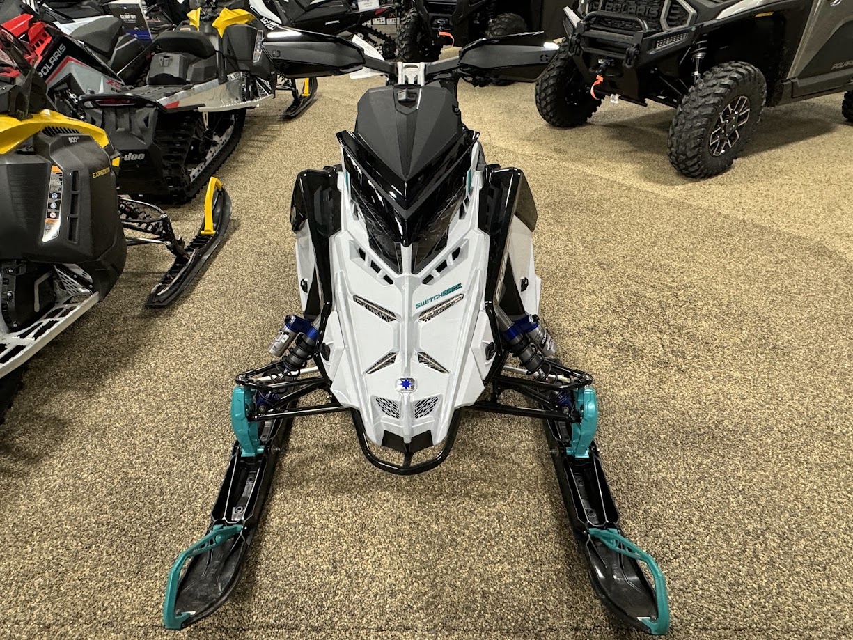 2025 Polaris 9R SWITCHBACK ASSAULT 146 - Photo 2