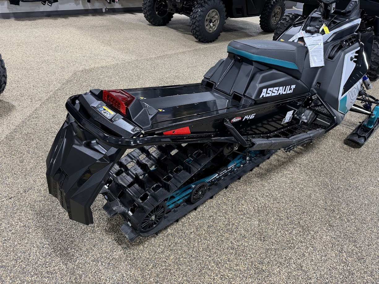 2025 Polaris 9R SWITCHBACK ASSAULT 146 - Photo 4