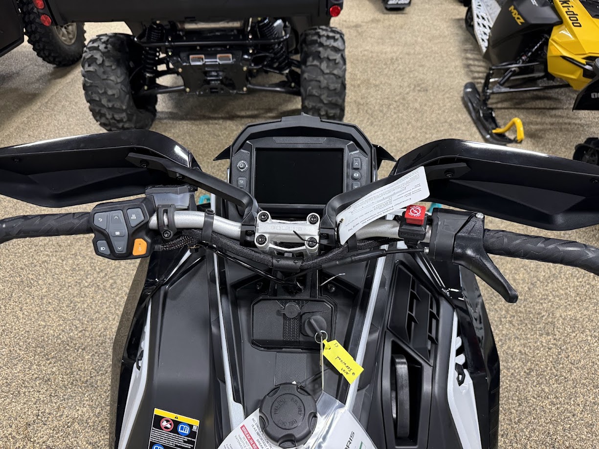 2025 Polaris 9R SWITCHBACK ASSAULT 146 - Photo 6