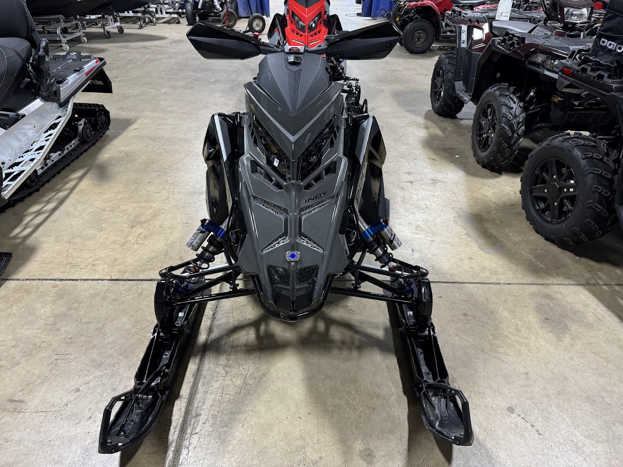 2025 Polaris 650 INDY XCR 136 - Photo 2