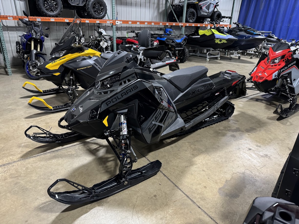 2025 Polaris 650 INDY XCR 136 - Photo 3