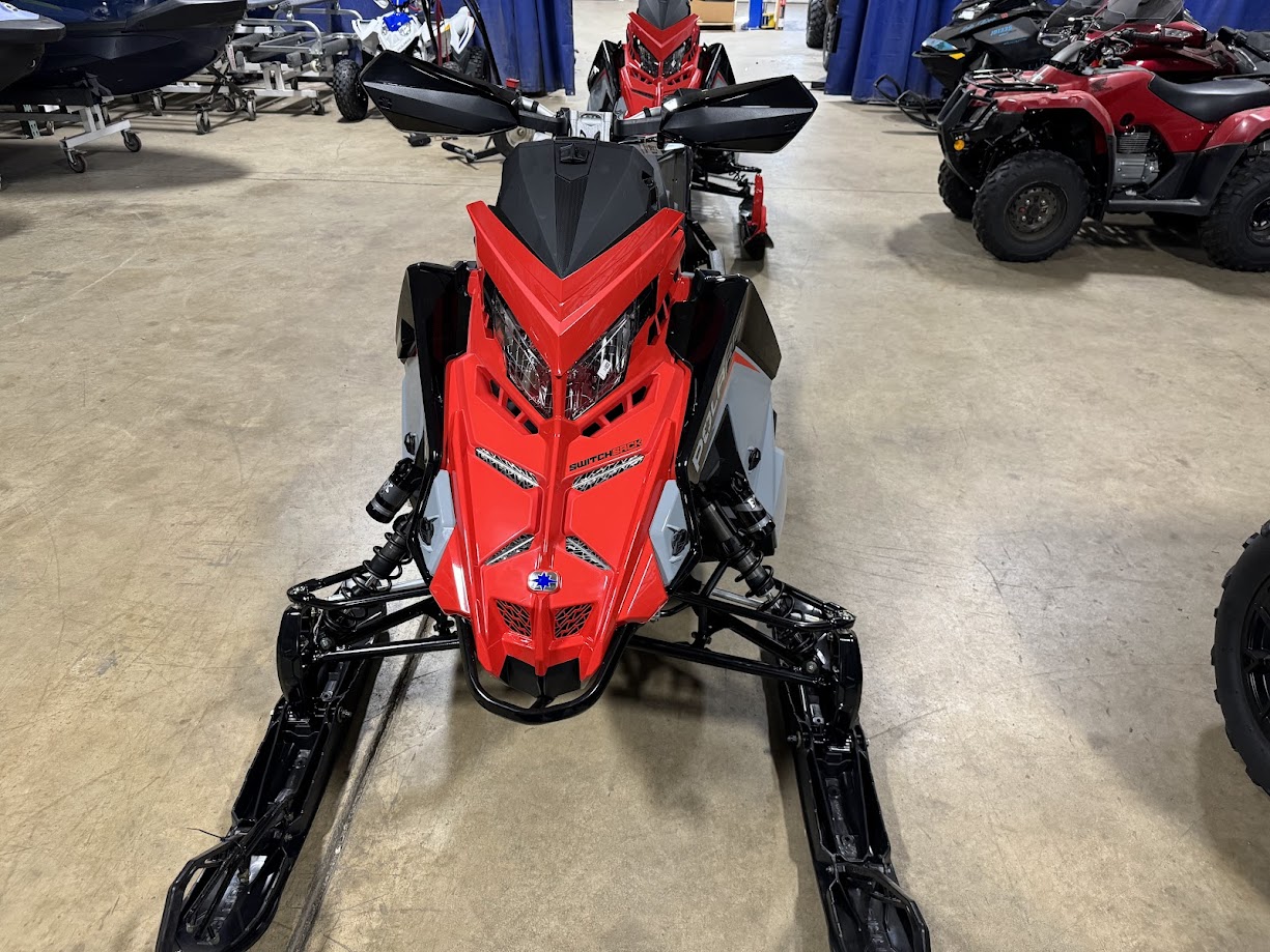 2025 Polaris 650 SWITCHBACK XC 146 - Photo 2