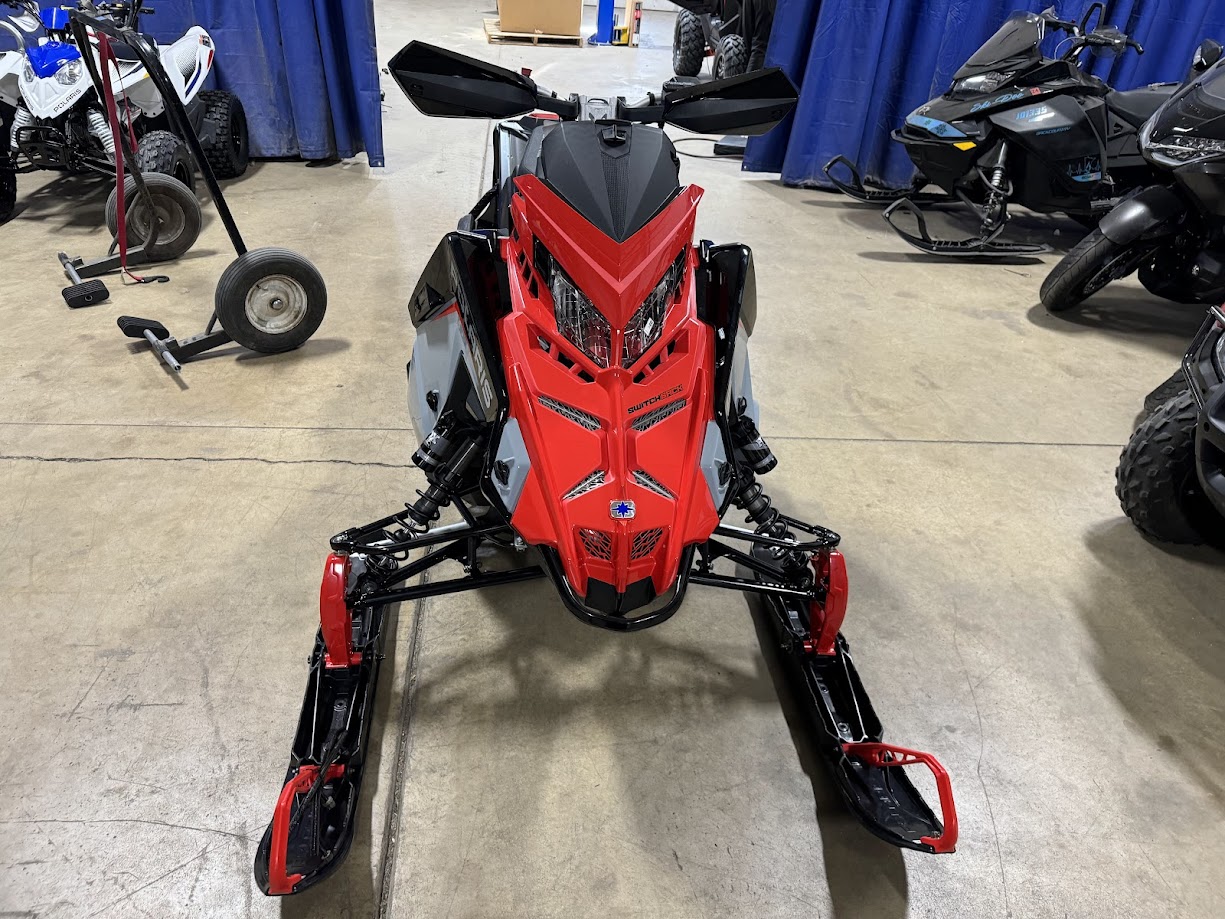 2025 Polaris 650 SWITCHBACK XC 146 - Photo 2