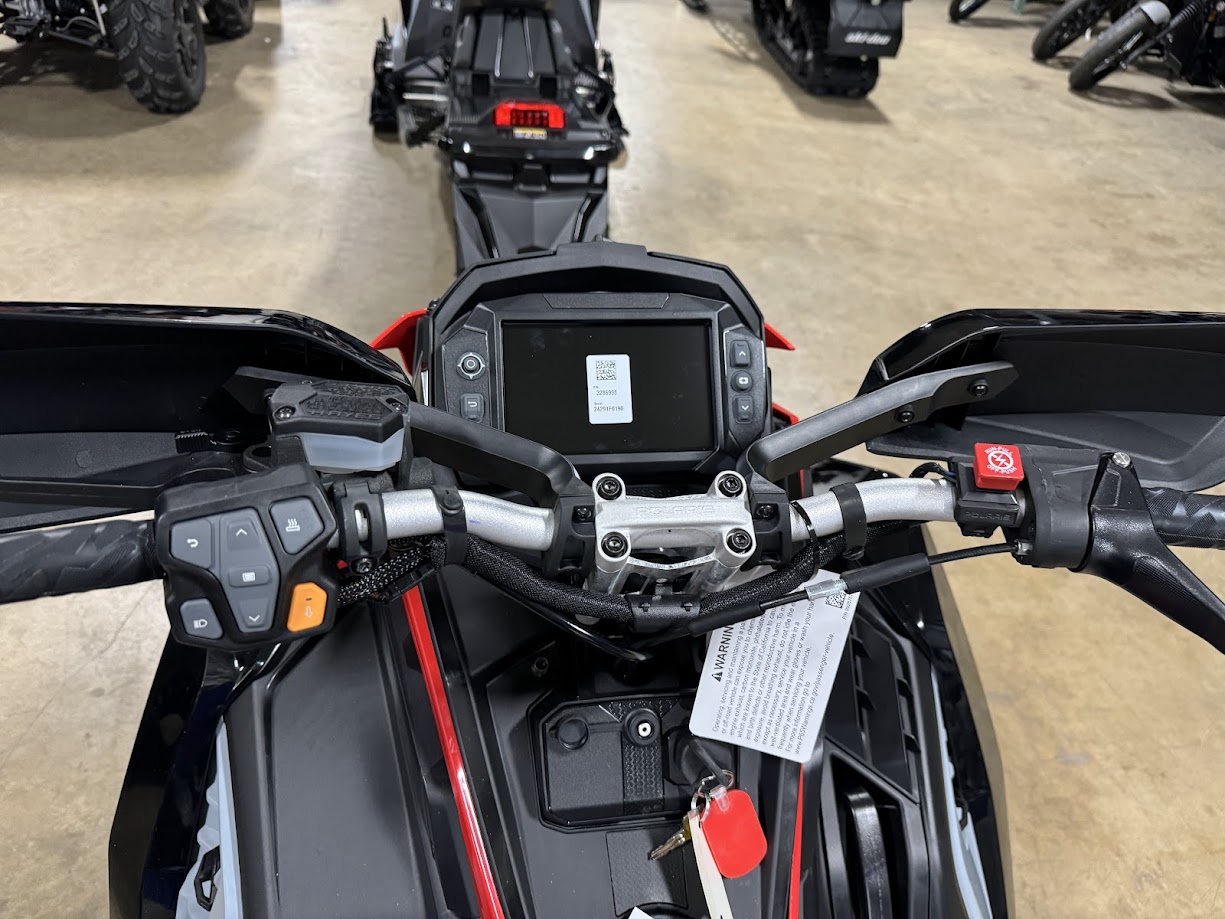 2025 Polaris 650 SWITCHBACK XC 146 - Photo 6
