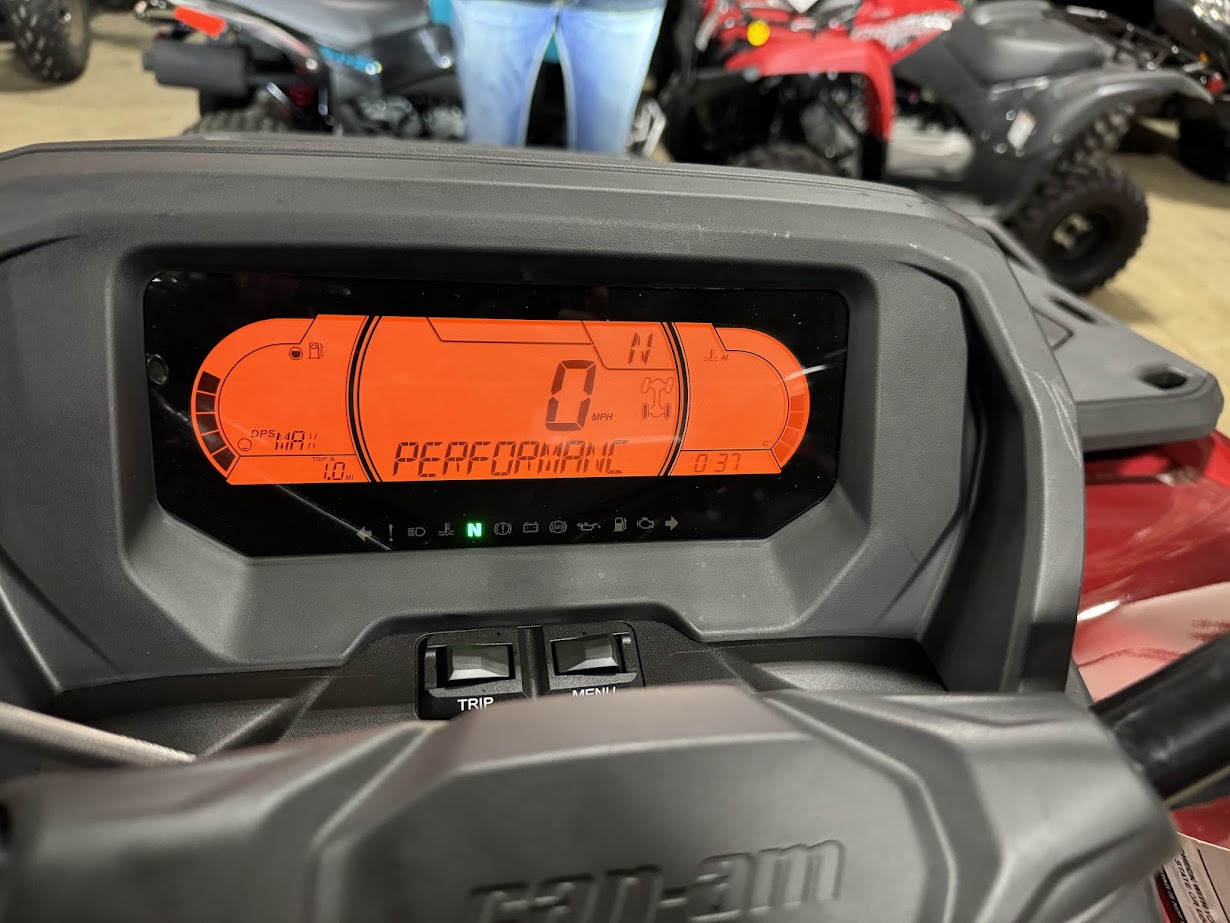 2025 Can-Am OUTLANDER XT 850 - Photo 9