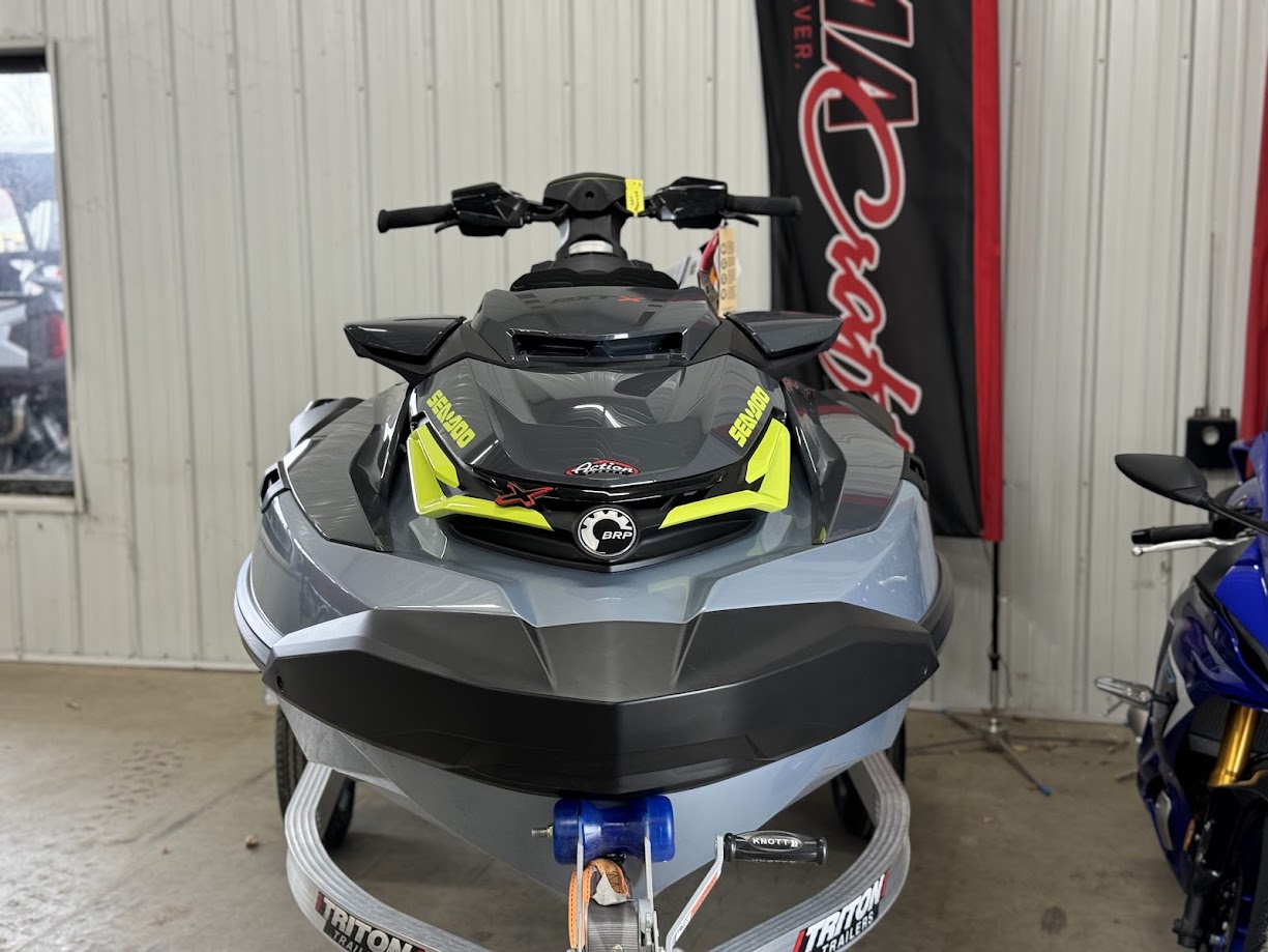 2025 Sea-Doo RXT X 325 AUD IBR - Photo 2